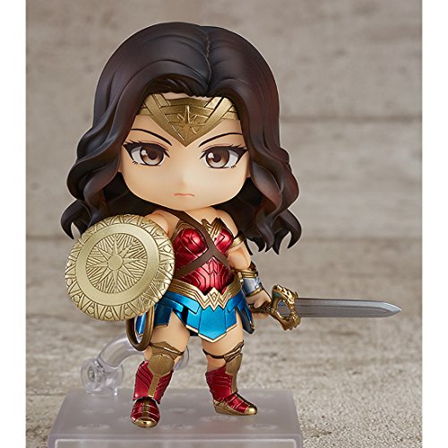 Wonder Woman Hero's Edition: ~3.9" x Nendoroid Mini Action Figure + 1 Anime Themed Trading Card Bundle
